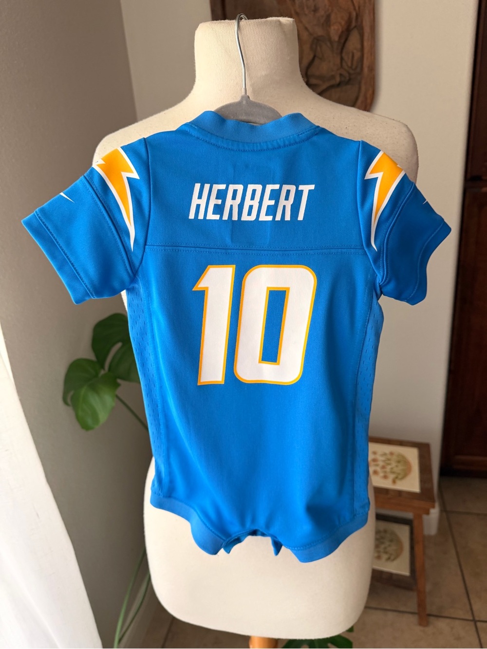Nike NFL Chargers Justin Herbert Baby Jersey 3/6M Blue #10